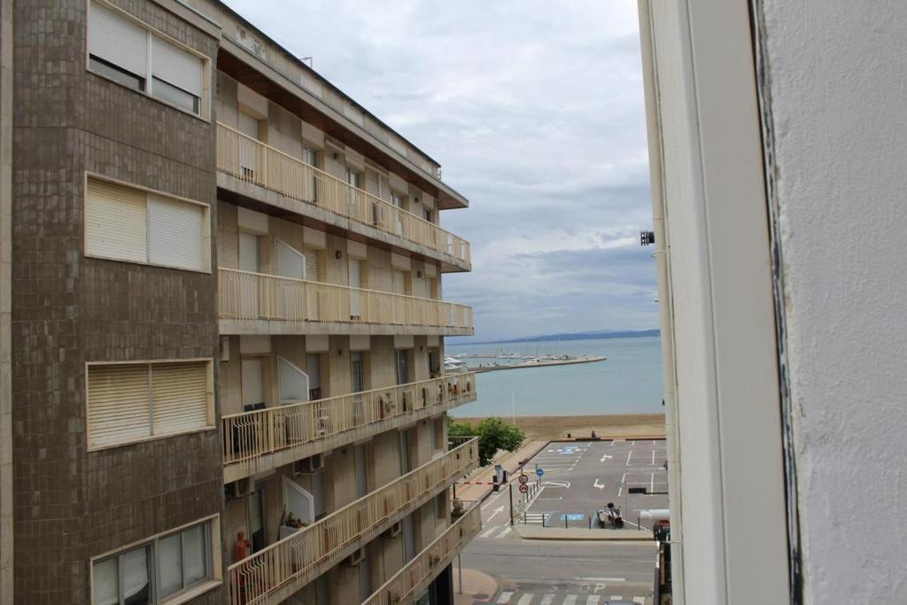 Apartaments Oller Centro Roses Ngoại thất bức ảnh