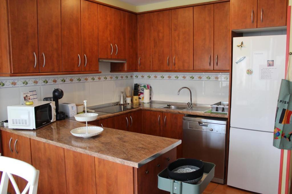 Apartaments Oller Centro Roses Ngoại thất bức ảnh