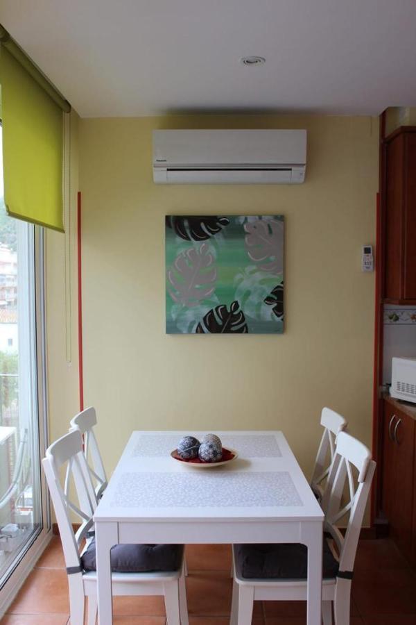 Apartaments Oller Centro Roses Ngoại thất bức ảnh